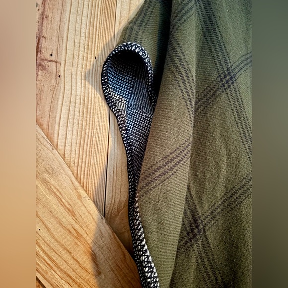 Madewell shawl - Picture 7 of 10